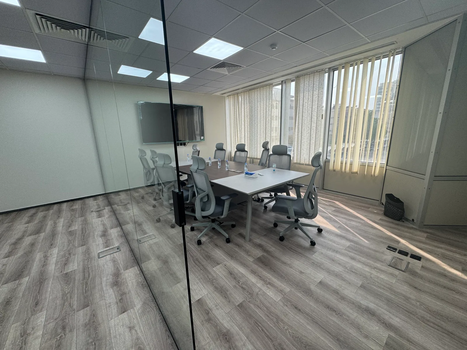 Tahawut Insurance Offices — 2